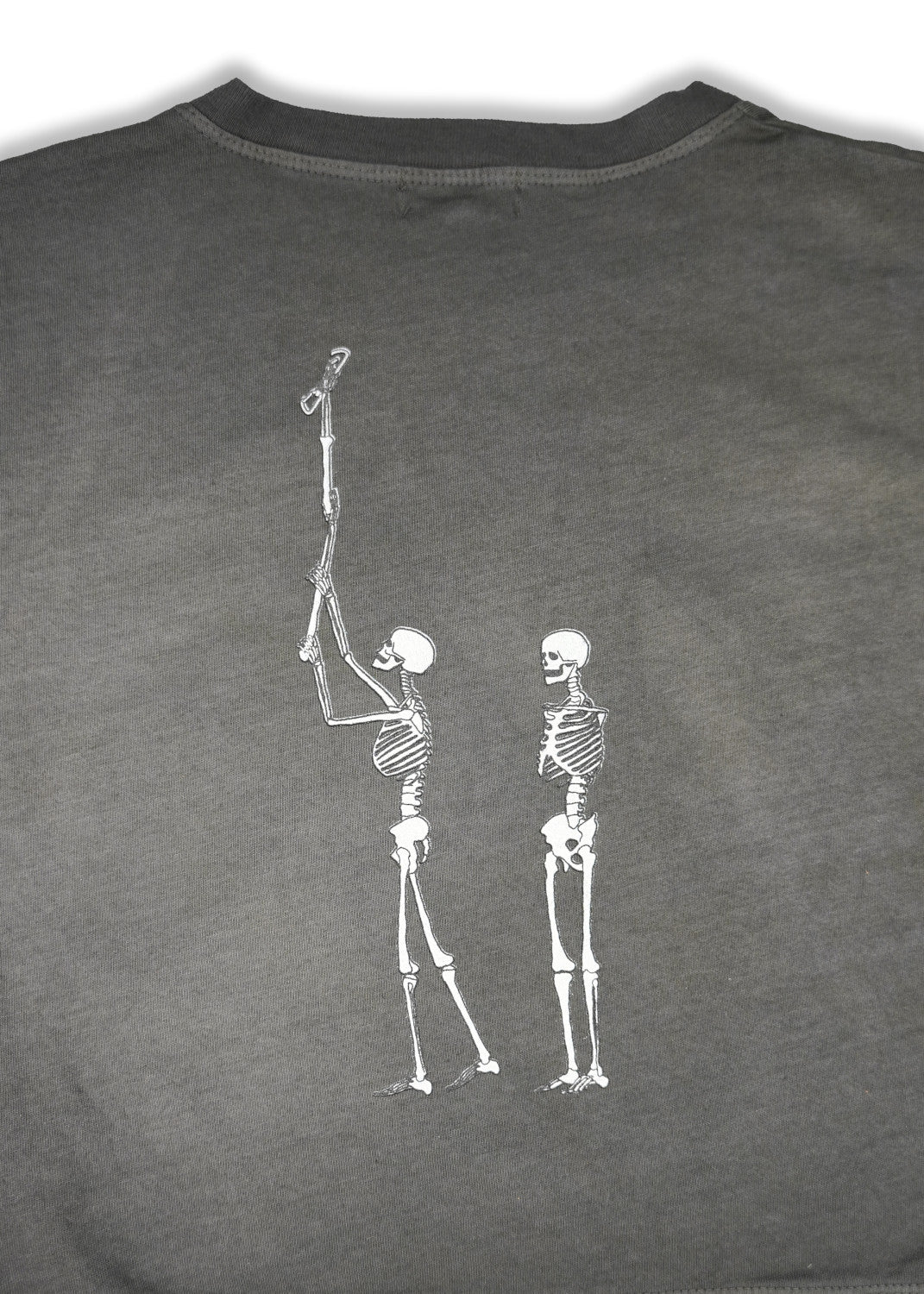 Bone Clip Print LS Crop: Stormy