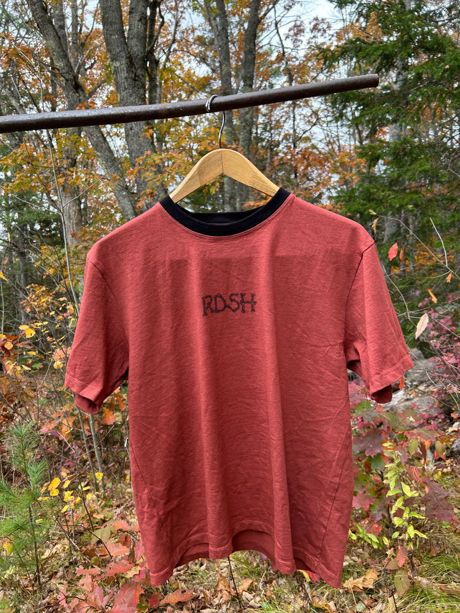 Bone Clip Print Tee: SandStorm